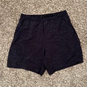 Men’s lululemon large shorts